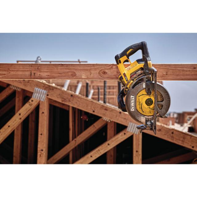 DeWALT Flexvolt 60V Max 71/4 in Cordless Worm Drive Style Saw with 9