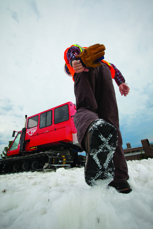 yaktrax pro ice cleats