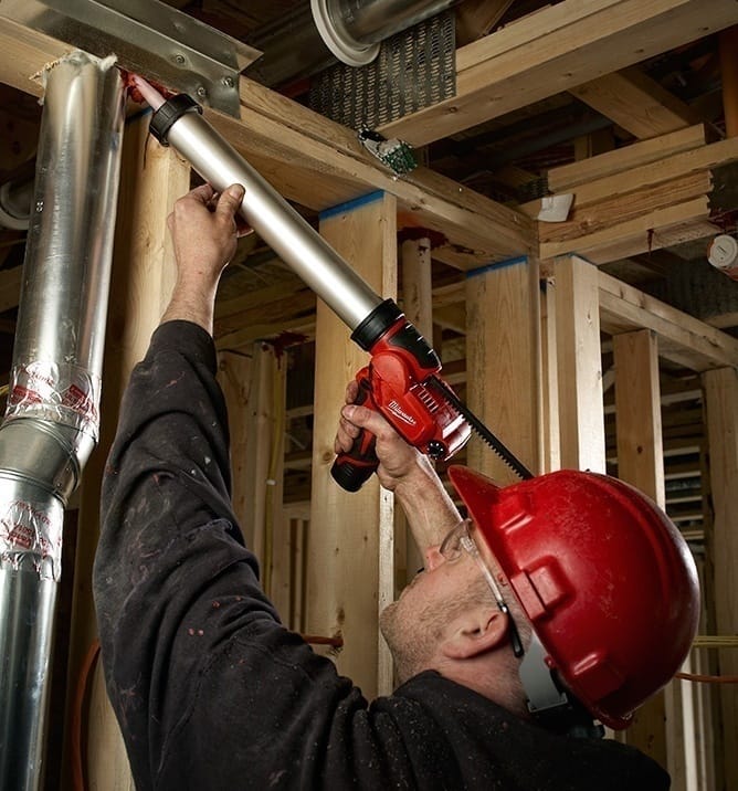 Milwaukee M12 Caulk and Adhesive Gun Kit (10 oz.)