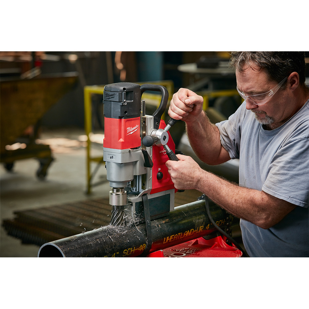 Milwaukee 1-5/8 Inch Magnetic Drill Kit from GME Supply