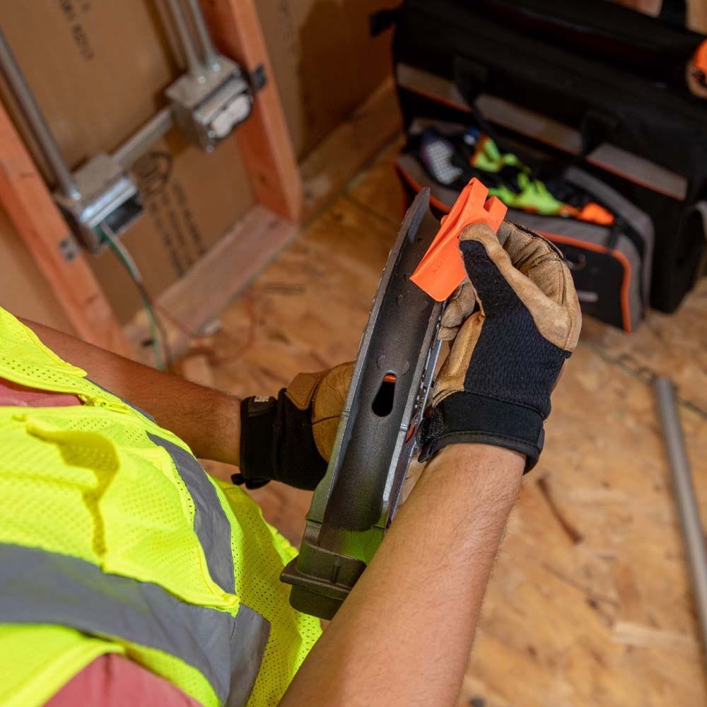 Klein Tools 61505 Iron Conduit Bender Full Assembly 1 Inch EMT with