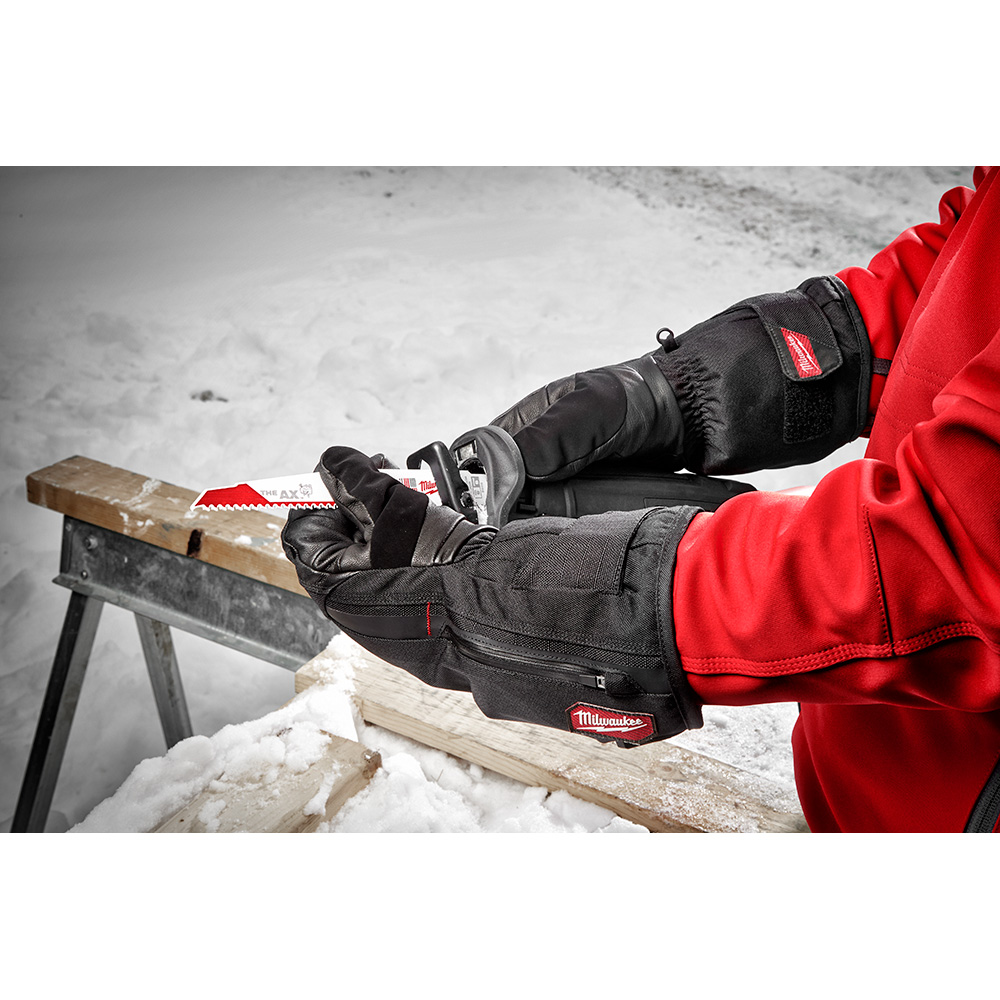 Milwaukee REDLITHIUM USB Heated Gloves from GME Supply