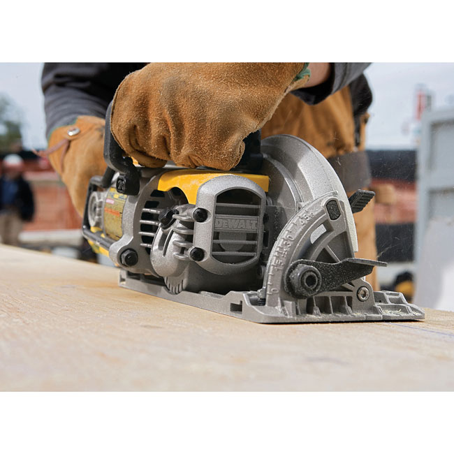 DeWalt 7-1/4 Inch Worm Drive Circular Saw with Brake | DWS535B from GME Supply