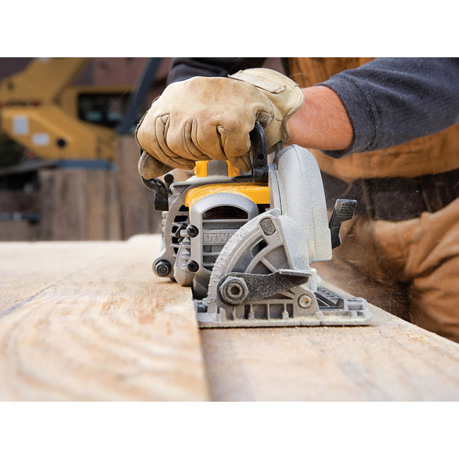 DeWalt 7-1/4 Inch Worm Drive Circular Saw with Brake | DWS535B from GME Supply